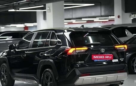 Toyota RAV4, 2022 год, 3 100 000 рублей, 4 фотография