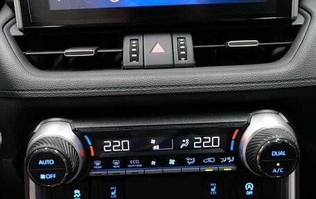 Toyota RAV4, 2022 год, 3 100 000 рублей, 11 фотография