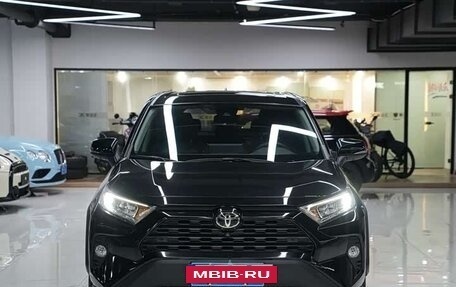 Toyota RAV4, 2022 год, 3 100 000 рублей, 17 фотография