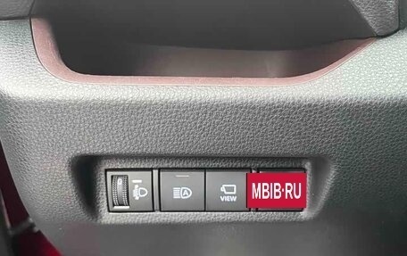 Toyota RAV4, 2021 год, 3 100 000 рублей, 10 фотография