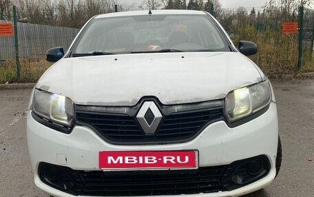 Renault Logan II, 2015 год, 299 000 рублей, 1 фотография