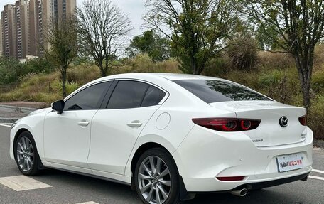 Mazda 3, 2025 год, 2 400 000 рублей, 7 фотография