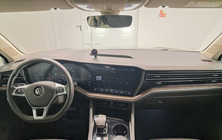 Volkswagen Touareg III, 2019 год, 4 999 000 рублей, 14 фотография