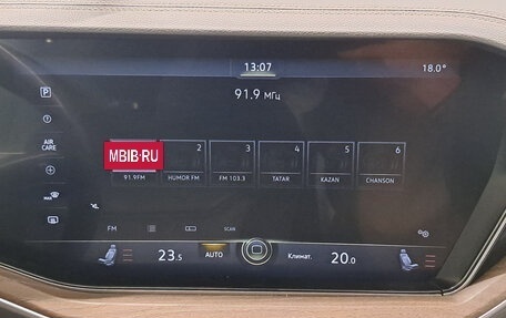 Volkswagen Touareg III, 2019 год, 4 999 000 рублей, 15 фотография