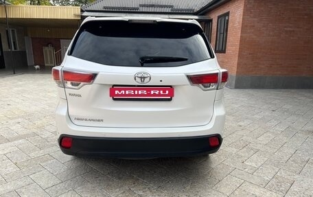 Toyota Highlander III, 2014 год, 2 470 000 рублей, 5 фотография