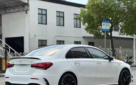 Mercedes-Benz A-Класс AMG, 2022 год, 2 870 555 рублей, 5 фотография