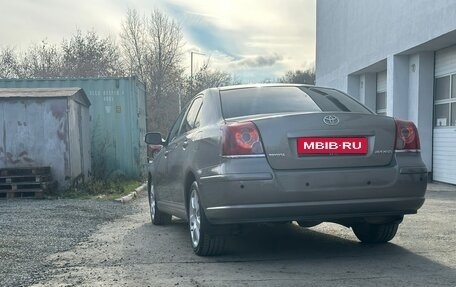 Toyota Avensis III рестайлинг, 2006 год, 880 000 рублей, 4 фотография