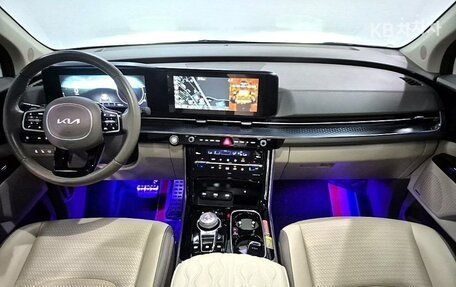 KIA Carnival, 2022 год, 3 300 000 рублей, 5 фотография