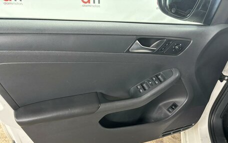 Volkswagen Jetta VI, 2015 год, 899 000 рублей, 17 фотография