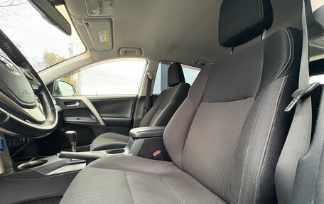 Toyota RAV4, 2013 год, 1 550 000 рублей, 13 фотография