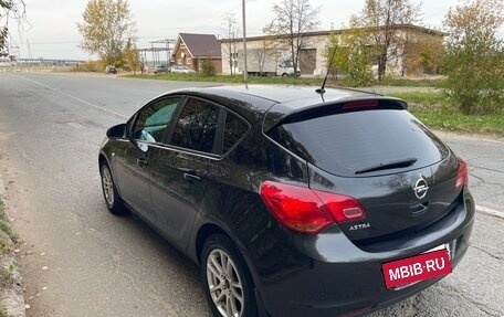 Opel Astra J, 2012 год, 585 000 рублей, 5 фотография