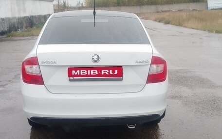 Skoda Rapid I, 2014 год, 850 000 рублей, 3 фотография