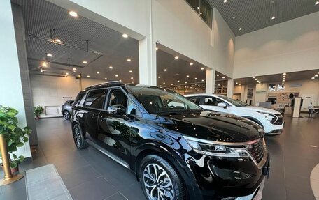 KIA Carnival, 2025 год, 7 000 000 рублей, 3 фотография