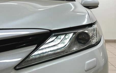 Toyota Camry, 2018 год, 2 600 000 рублей, 8 фотография