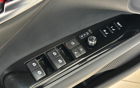 Toyota Camry, 2018 год, 2 600 000 рублей, 16 фотография