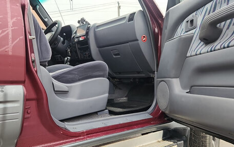 Toyota Land Cruiser Prado 90 рестайлинг, 1997 год, 1 280 000 рублей, 11 фотография