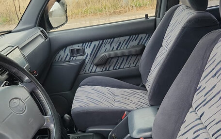 Toyota Land Cruiser Prado 90 рестайлинг, 1997 год, 1 280 000 рублей, 10 фотография