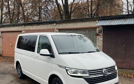 Volkswagen Caravelle T6 рестайлинг, 2020 год, 4 450 000 рублей, 1 фотография