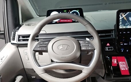Hyundai Staria, 2025 год, 6 100 000 рублей, 11 фотография