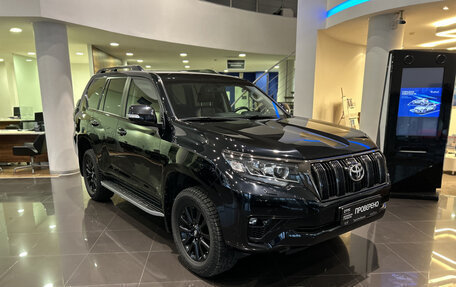 Toyota Land Cruiser Prado 150 рестайлинг 2, 2020 год, 6 413 000 рублей, 7 фотография