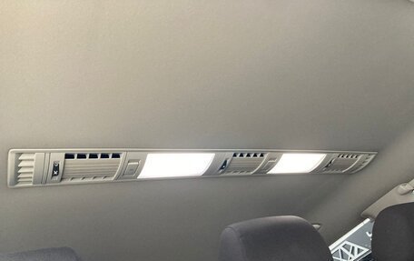 Volkswagen Caravelle T6 рестайлинг, 2020 год, 4 450 000 рублей, 24 фотография