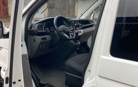 Volkswagen Caravelle T6 рестайлинг, 2020 год, 4 450 000 рублей, 20 фотография