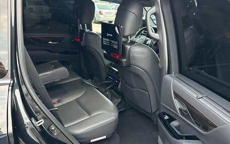 Lexus LX, 2023 год, 16 550 000 рублей, 10 фотография