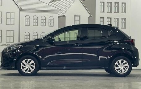 Toyota Yaris, 2021 год, 660 000 рублей, 3 фотография