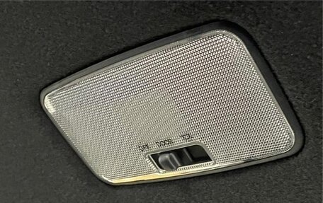 Toyota Yaris, 2021 год, 660 000 рублей, 22 фотография