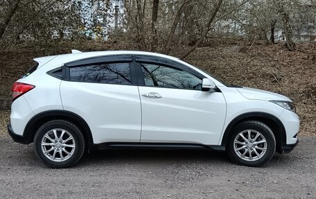 Honda Vezel, 2017 год, 1 870 000 рублей, 1 фотография
