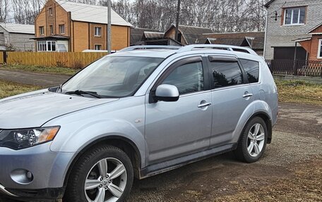 Mitsubishi Outlander III рестайлинг 3, 2008 год, 950 000 рублей, 2 фотография