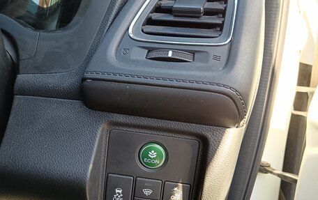 Honda Vezel, 2017 год, 1 870 000 рублей, 19 фотография