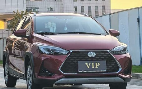 Toyota Yaris XP150 рестайлинг, 2022 год, 1 268 000 рублей, 3 фотография