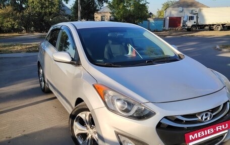 Hyundai Elantra V, 2013 год, 1 180 000 рублей, 2 фотография