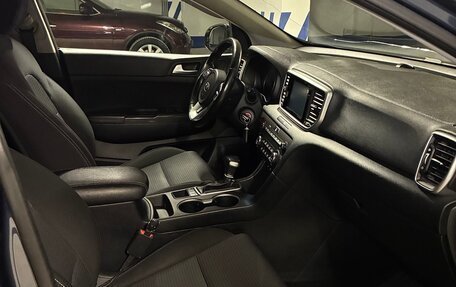 KIA Sportage IV рестайлинг, 2018 год, 1 995 000 рублей, 13 фотография