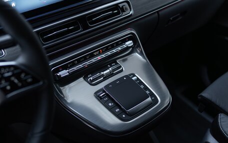 Mercedes-Benz V-Класс, 2025 год, 14 200 000 рублей, 15 фотография