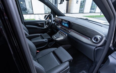 Mercedes-Benz V-Класс, 2025 год, 14 200 000 рублей, 21 фотография