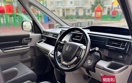 Honda Stepwgn IV, 2016 год, 1 480 000 рублей, 26 фотография
