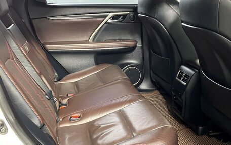 Lexus RX IV рестайлинг, 2016 год, 3 349 000 рублей, 13 фотография