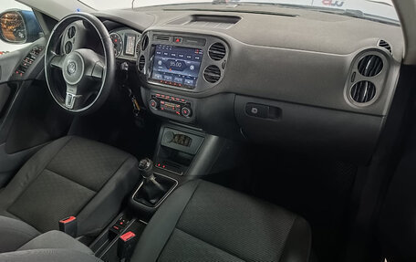 Volkswagen Tiguan I, 2012 год, 949 000 рублей, 12 фотография