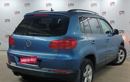 Volkswagen Tiguan I, 2012 год, 949 000 рублей, 4 фотография