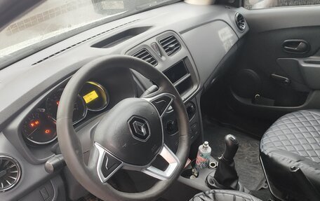 Renault Logan II, 2019 год, 390 000 рублей, 7 фотография