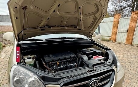 KIA Carens III (RP), 2008 год, 750 000 рублей, 14 фотография