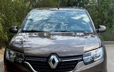 Renault Logan II, 2020 год, 1 350 000 рублей, 1 фотография