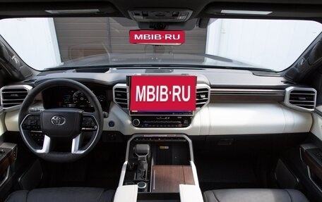 Toyota Sequoia, 2024 год, 12 990 000 рублей, 24 фотография