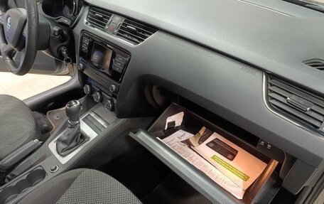 Skoda Octavia, 2014 год, 1 150 000 рублей, 24 фотография