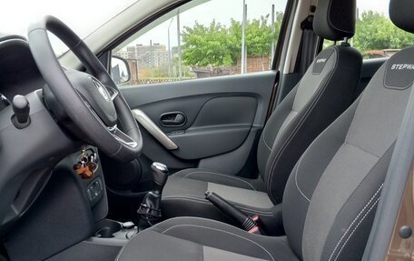 Renault Sandero II рестайлинг, 2021 год, 1 300 000 рублей, 13 фотография