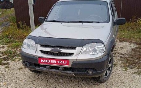 Chevrolet Niva I рестайлинг, 2011 год, 395 000 рублей, 5 фотография