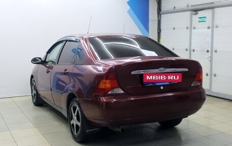 Ford Focus IV, 2001 год, 349 000 рублей, 6 фотография