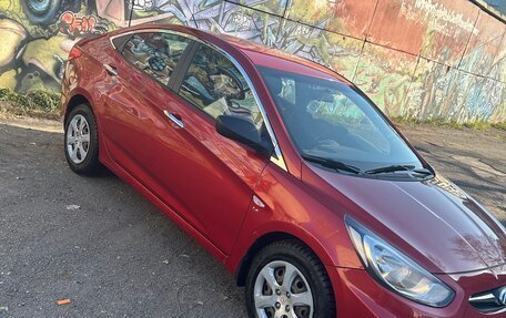 Hyundai Solaris II рестайлинг, 2013 год, 1 070 000 рублей, 4 фотография